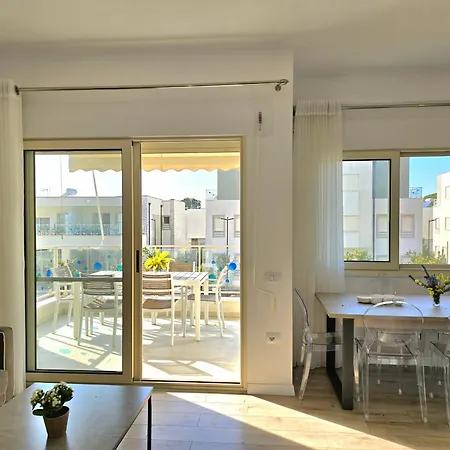 Sunny - 253 Apartment Plazhi San Pietro