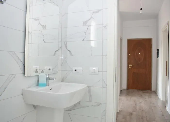 公寓 Sunny - 253 Plazhi San Pietro